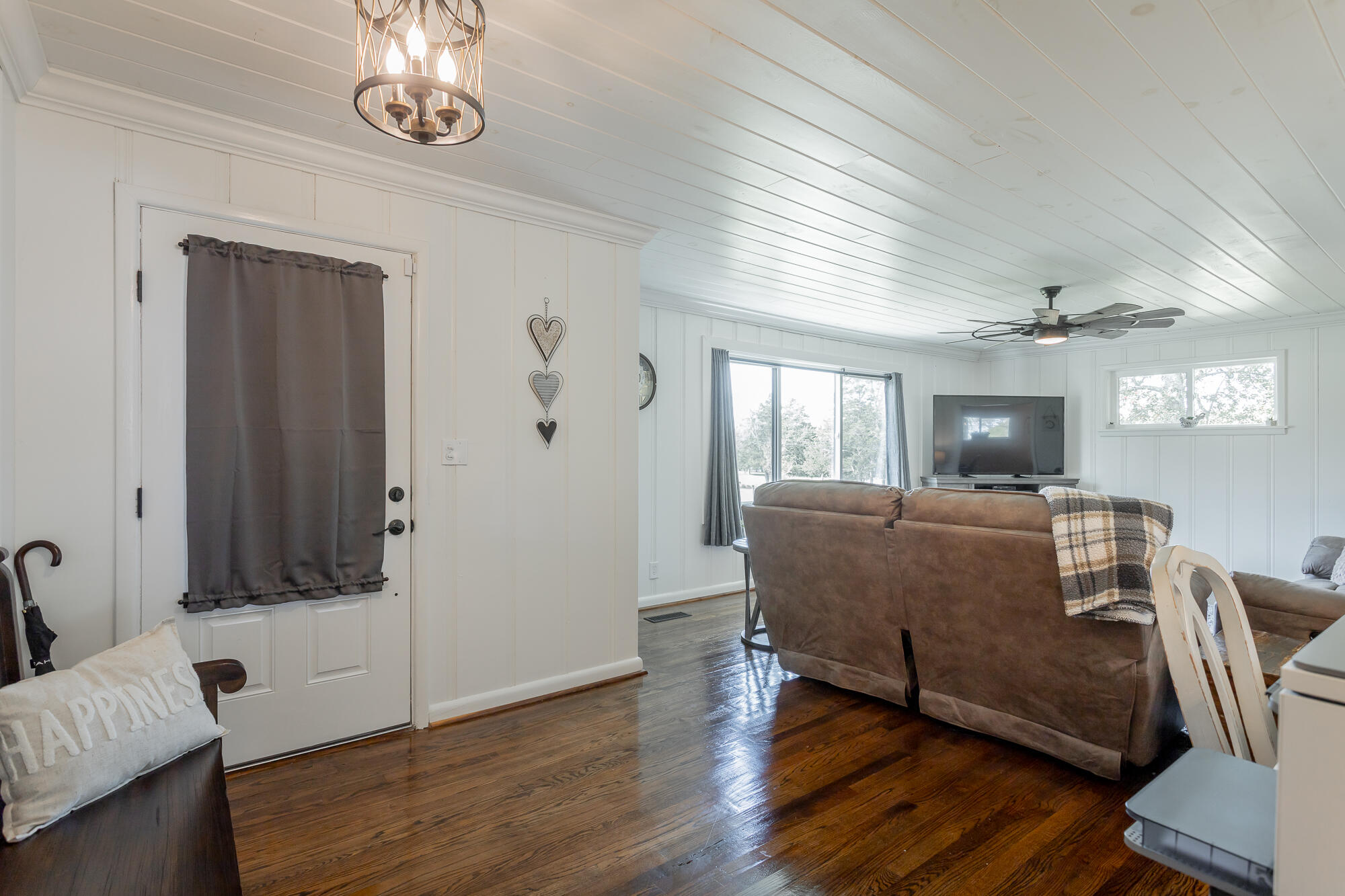 327 Irwin Avenue Decatur, TN 37322 - Photo 32 of 65 327 Irwin Avenue HD-2