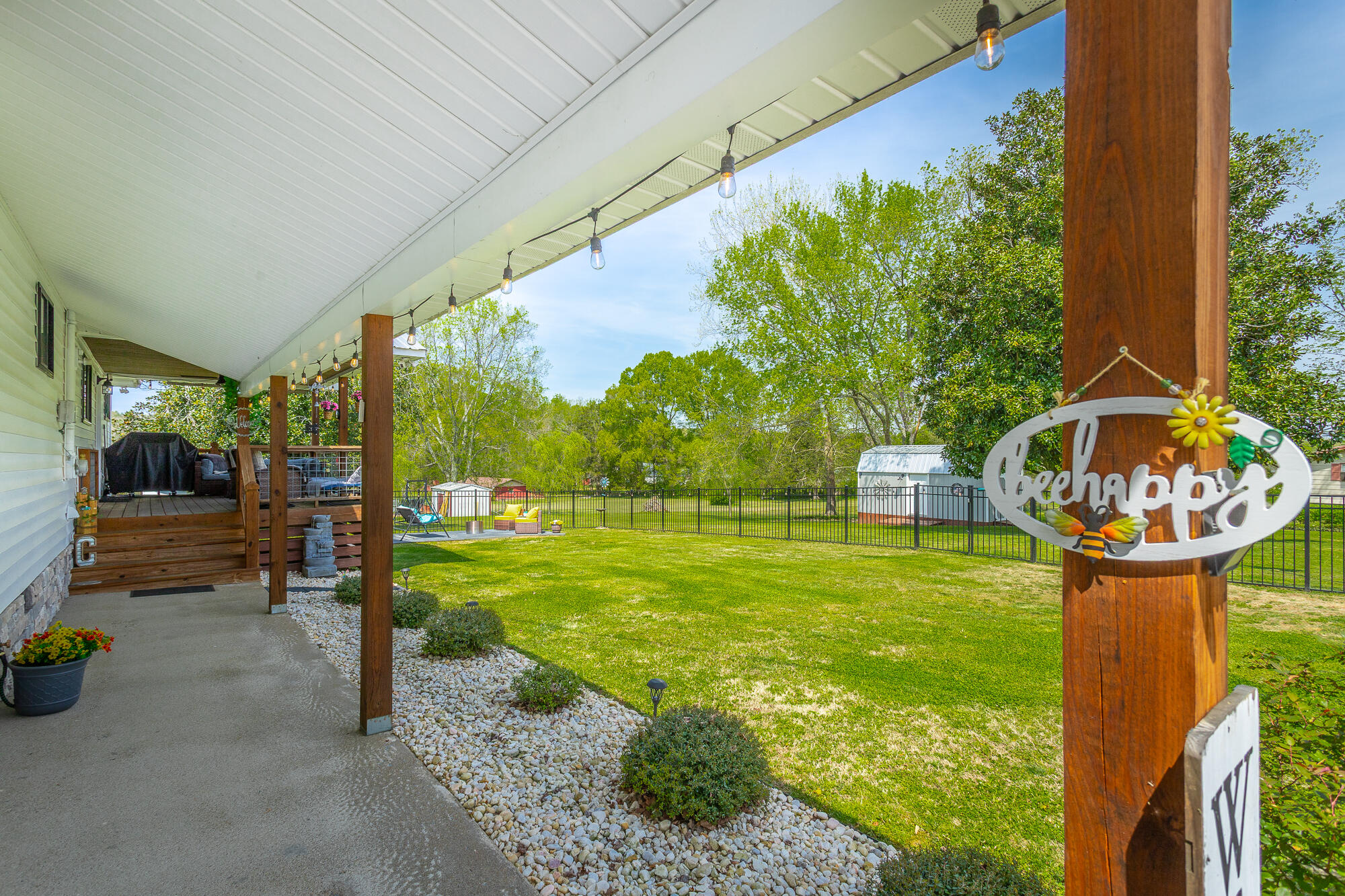 327 Irwin Avenue Decatur, TN 37322 - Photo 48 of 65 327 Irwin Avenue HD-61