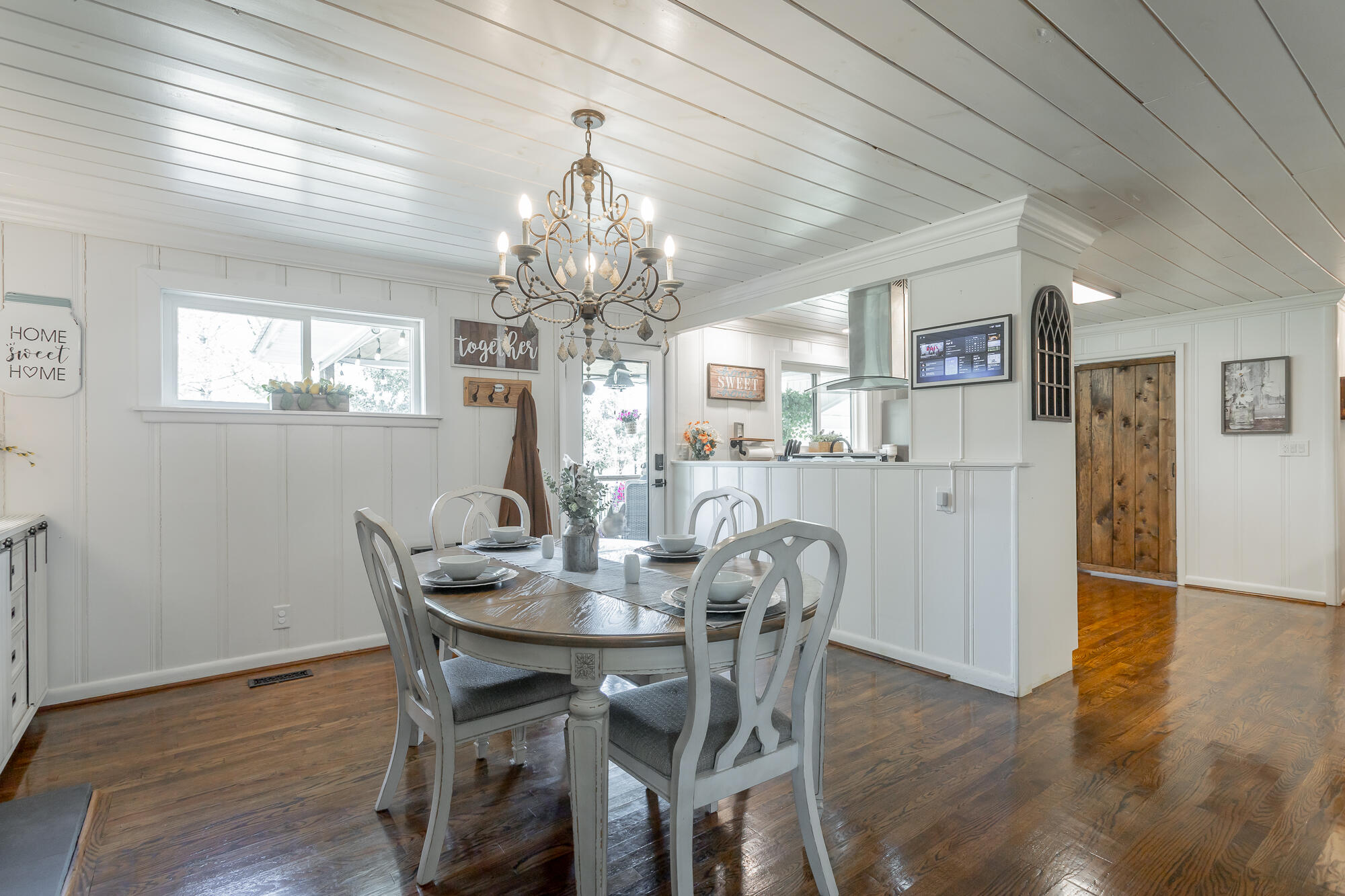 327 Irwin Avenue Decatur, TN 37322 - Photo 10 of 65 327 Irwin Avenue HD-8