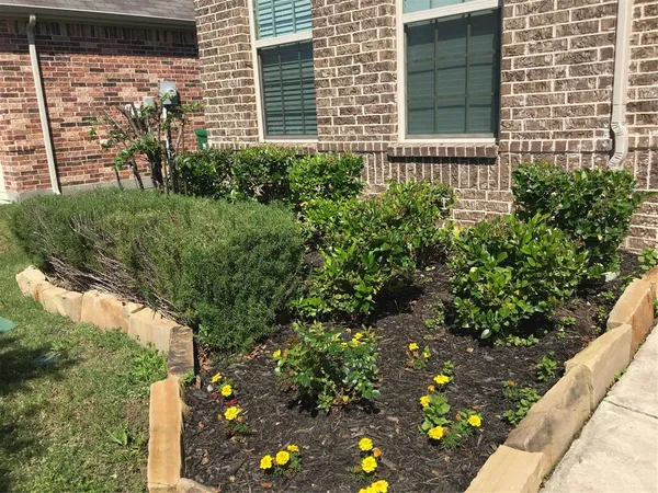 $2,650 | 620 Calliopsis Street, Little Elm, TX 75068