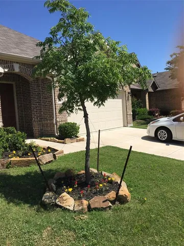 $2,750 | 620 Calliopsis Street, Little Elm, TX 75068