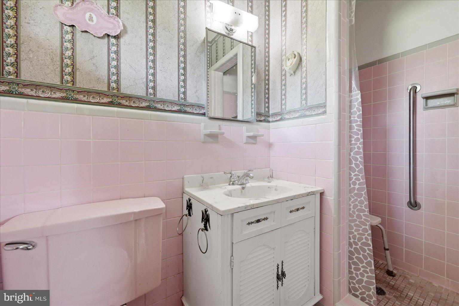 19303 Gleedsville Road Leesburg, VA 20175 - Photo 10 of 16