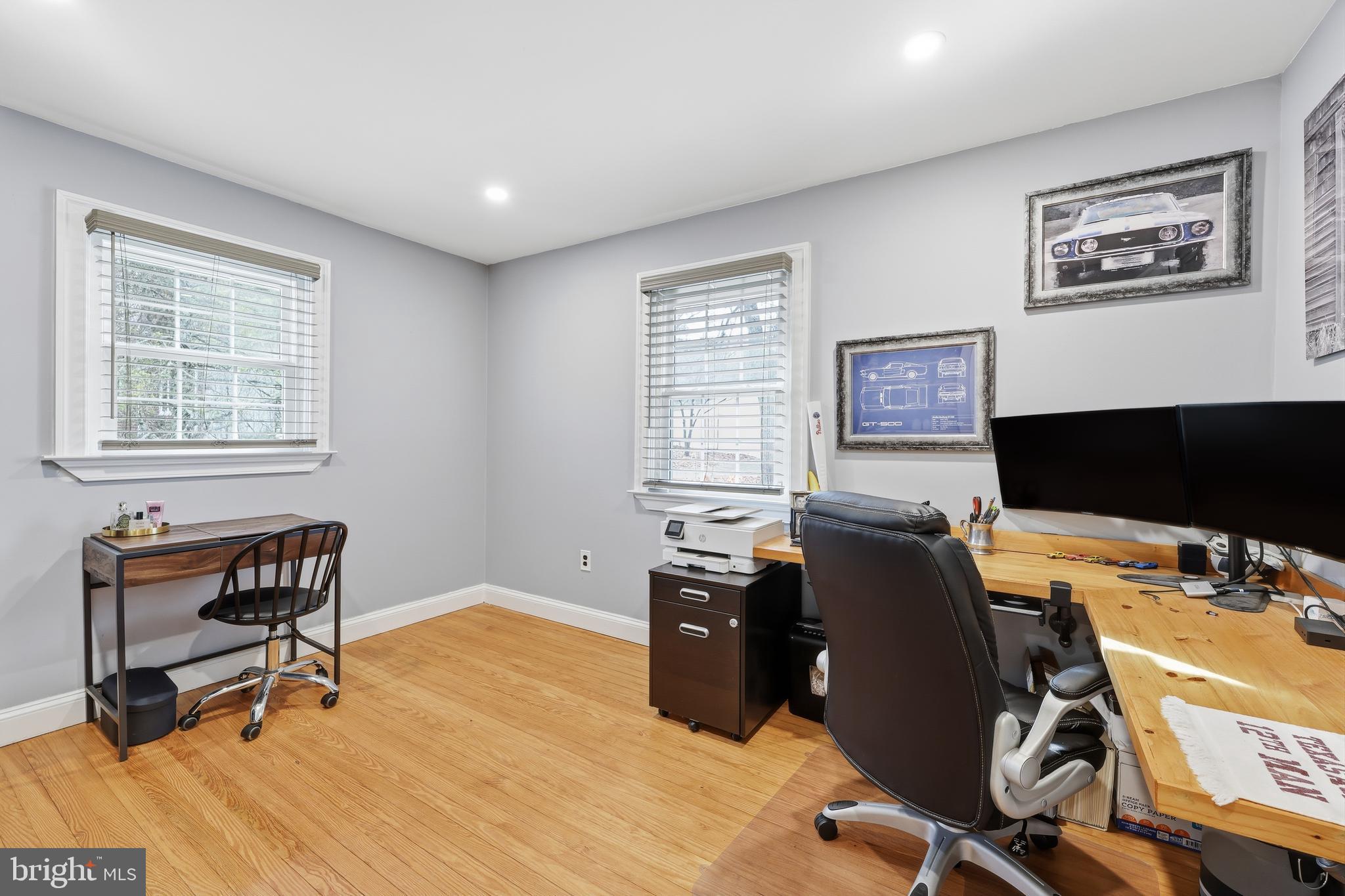 7 Anne Drive Tabernacle, NJ 08088 - Photo 22 of 44 a workspace with furniture and a window