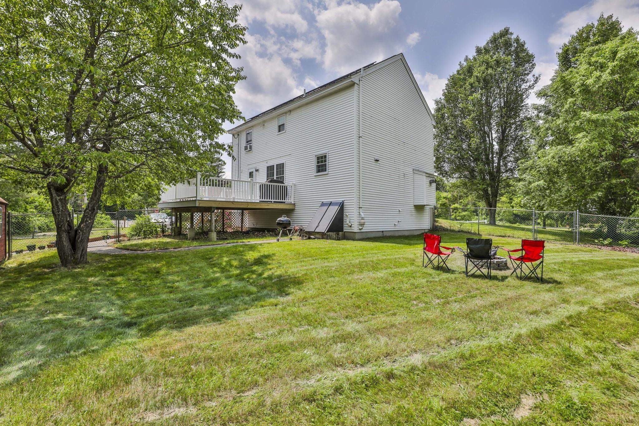 9 Mountain Road Goffstown, NH 03045 - Photo 6 of 27