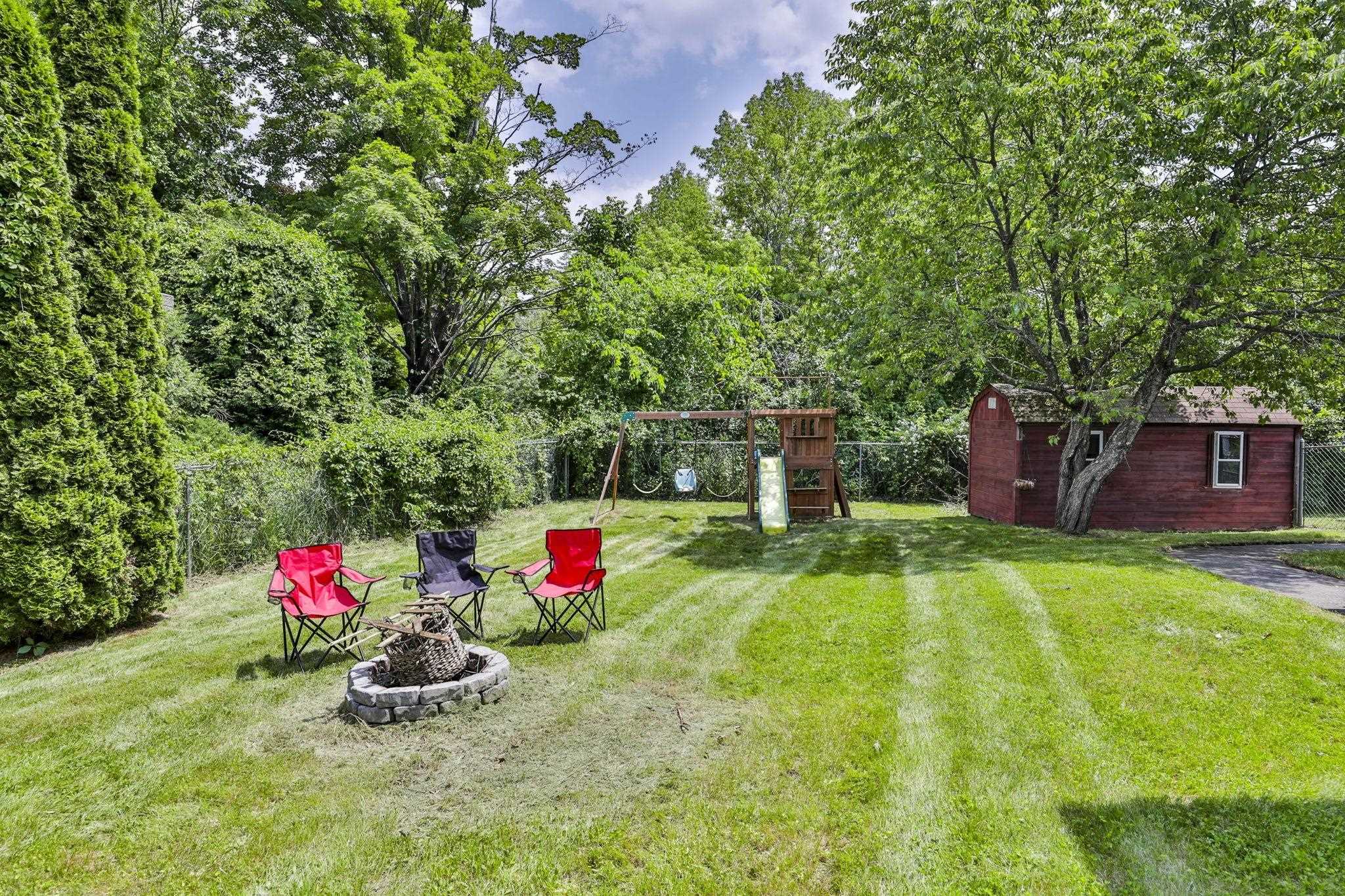 9 Mountain Road Goffstown, NH 03045 - Photo 8 of 27