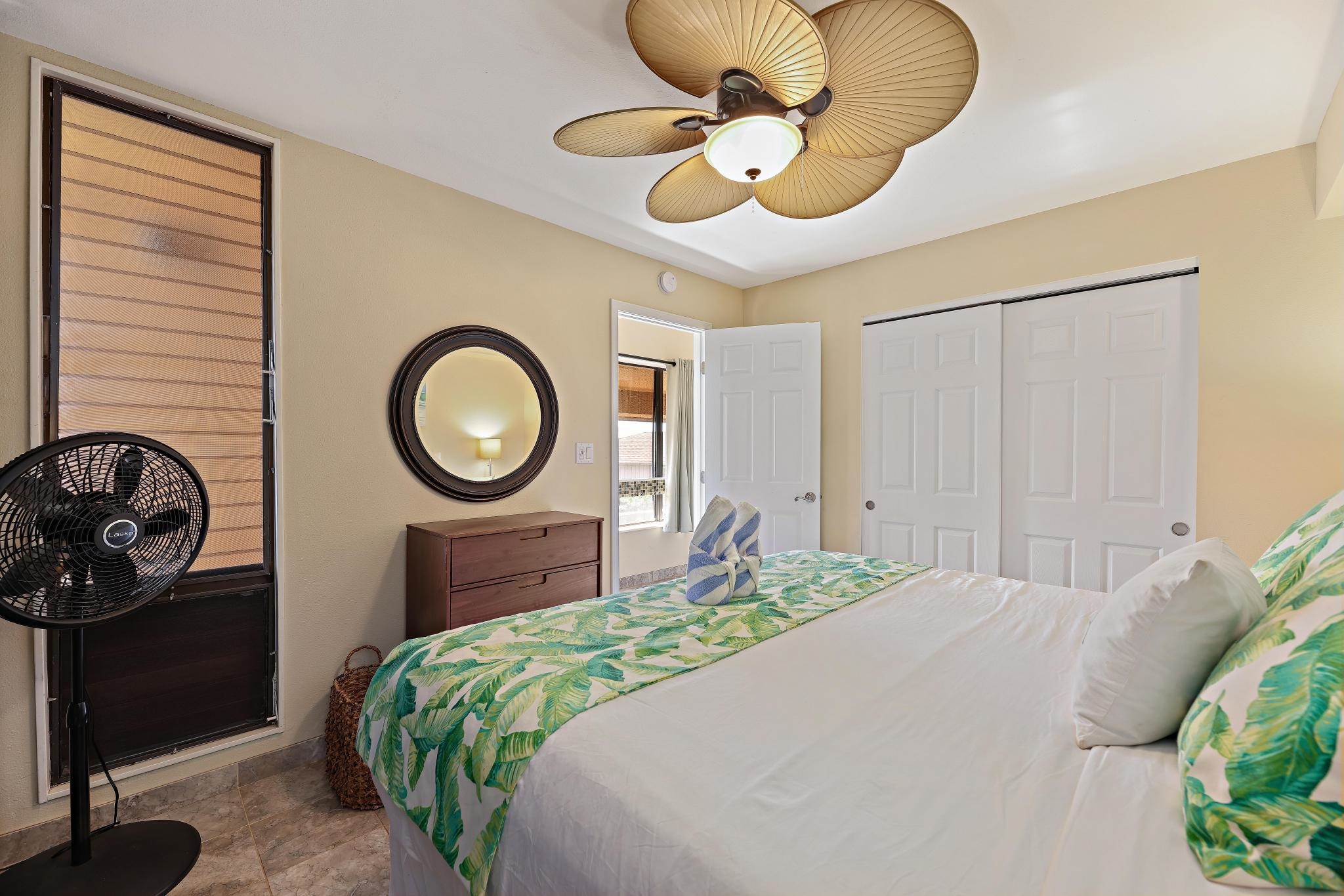 4242 Lower Honoapiilani Road, Unit E601 Lahaina, HI 96761 - Photo 14 of 25 Gallery Image 14