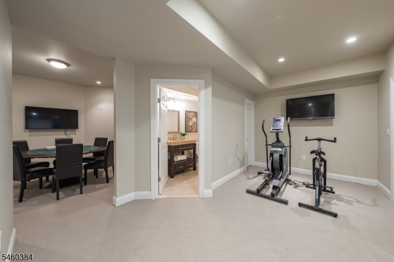 16 Trinity Place Warren, NJ 07059 - Photo 35 of 50 Gallery Image 35