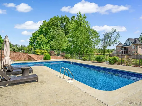 $1,275,000 | 3812 Boulder Drive, Edwardsville, IL 62025