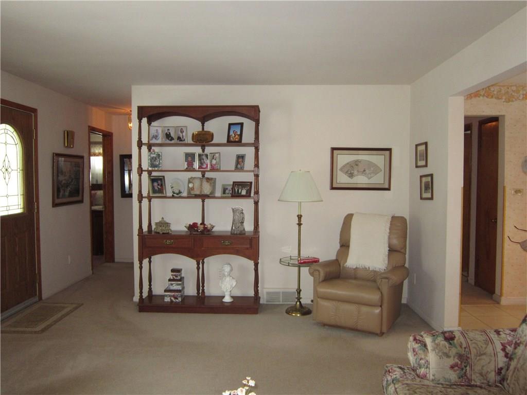 106 Weckerly Road Butler, PA 16002 - Photo 9 of 12
