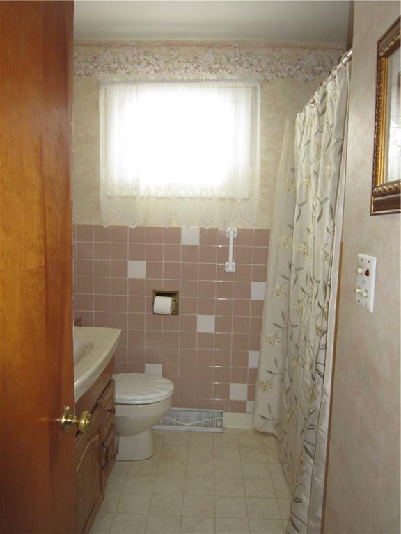 106 Weckerly Road Butler, PA 16002 - Photo 10 of 12