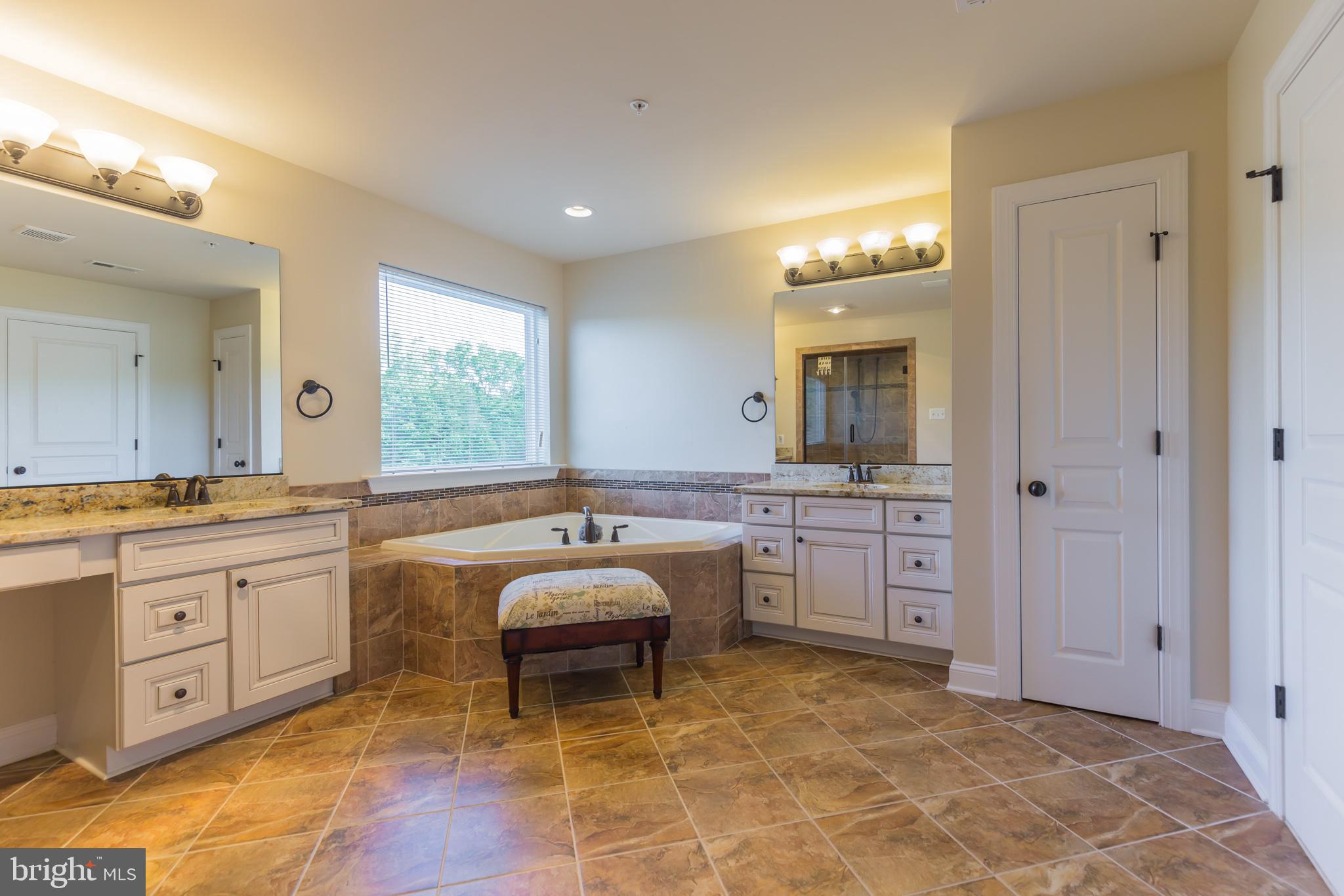 376 East Bay Front Road Deale, MD 20751 - Photo 25 of 33