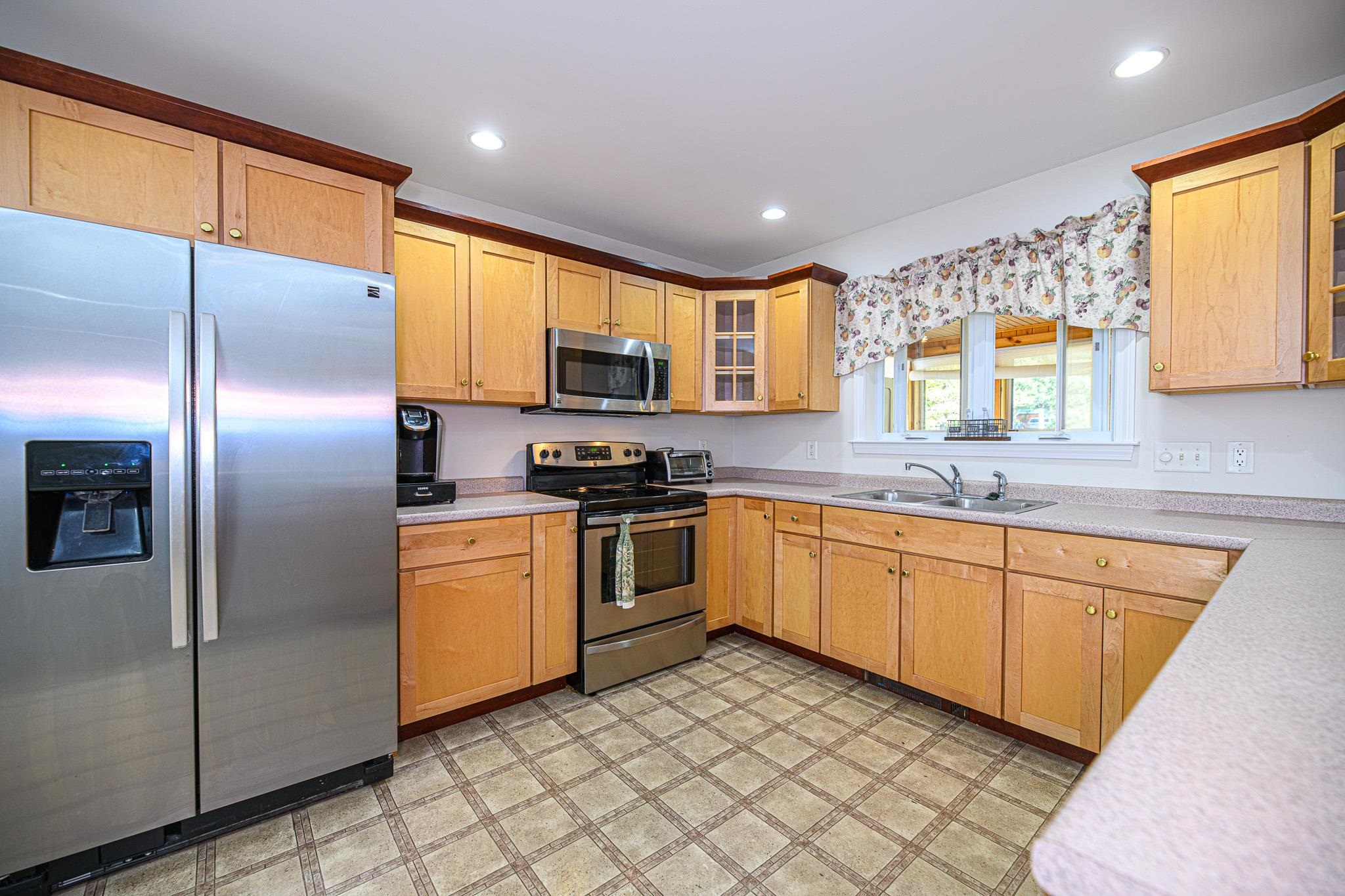 15 Depot Road Stratham, NH 03885 - Photo 22 of 40