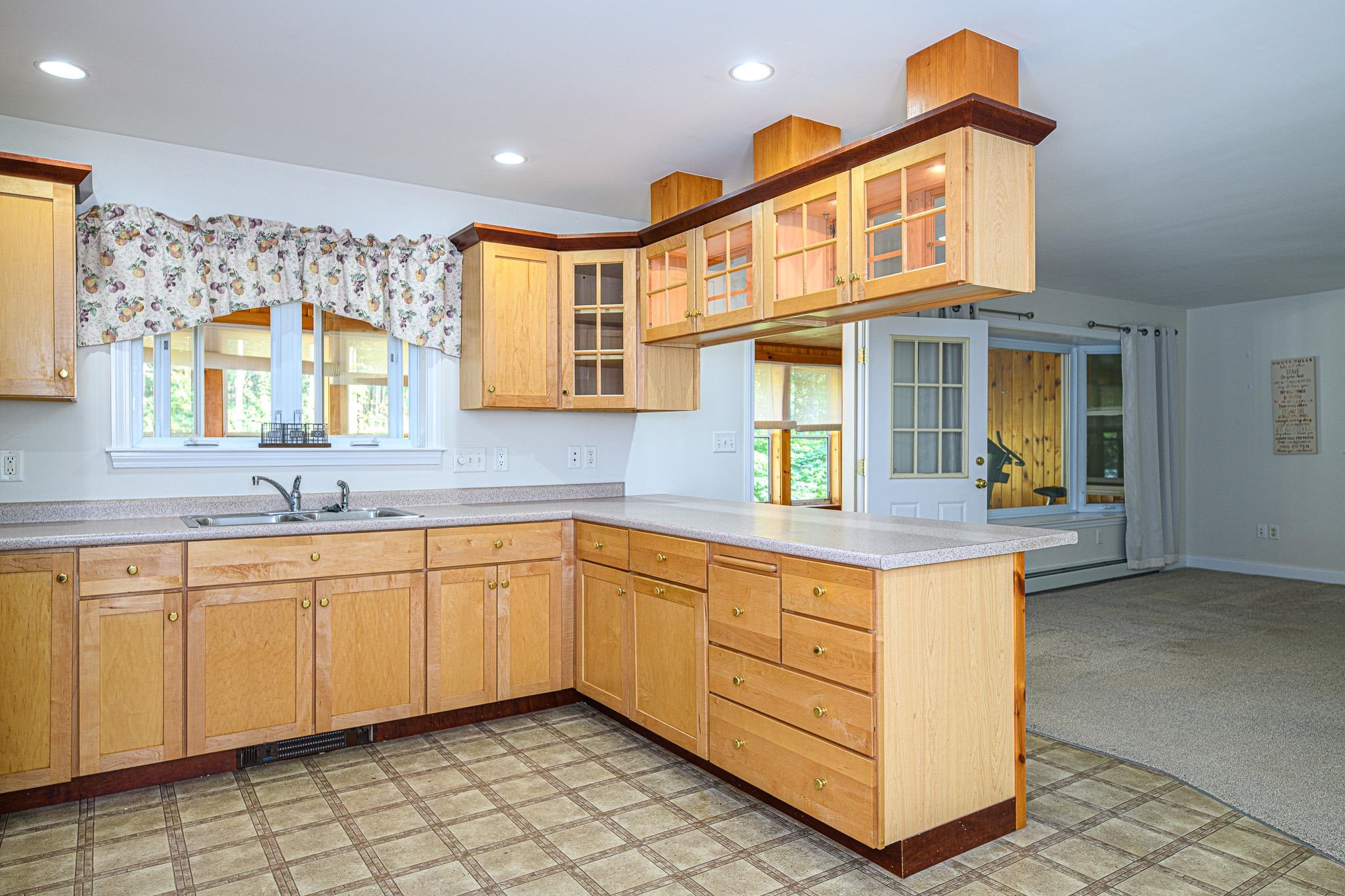 15 Depot Road Stratham, NH 03885 - Photo 23 of 40