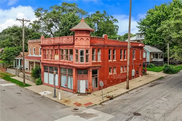 $219,000 | 1421 Penn Street, St. Joseph, MO 64503
