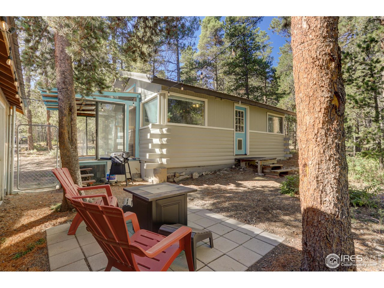 Welcome to Dos Lobos Cabin!