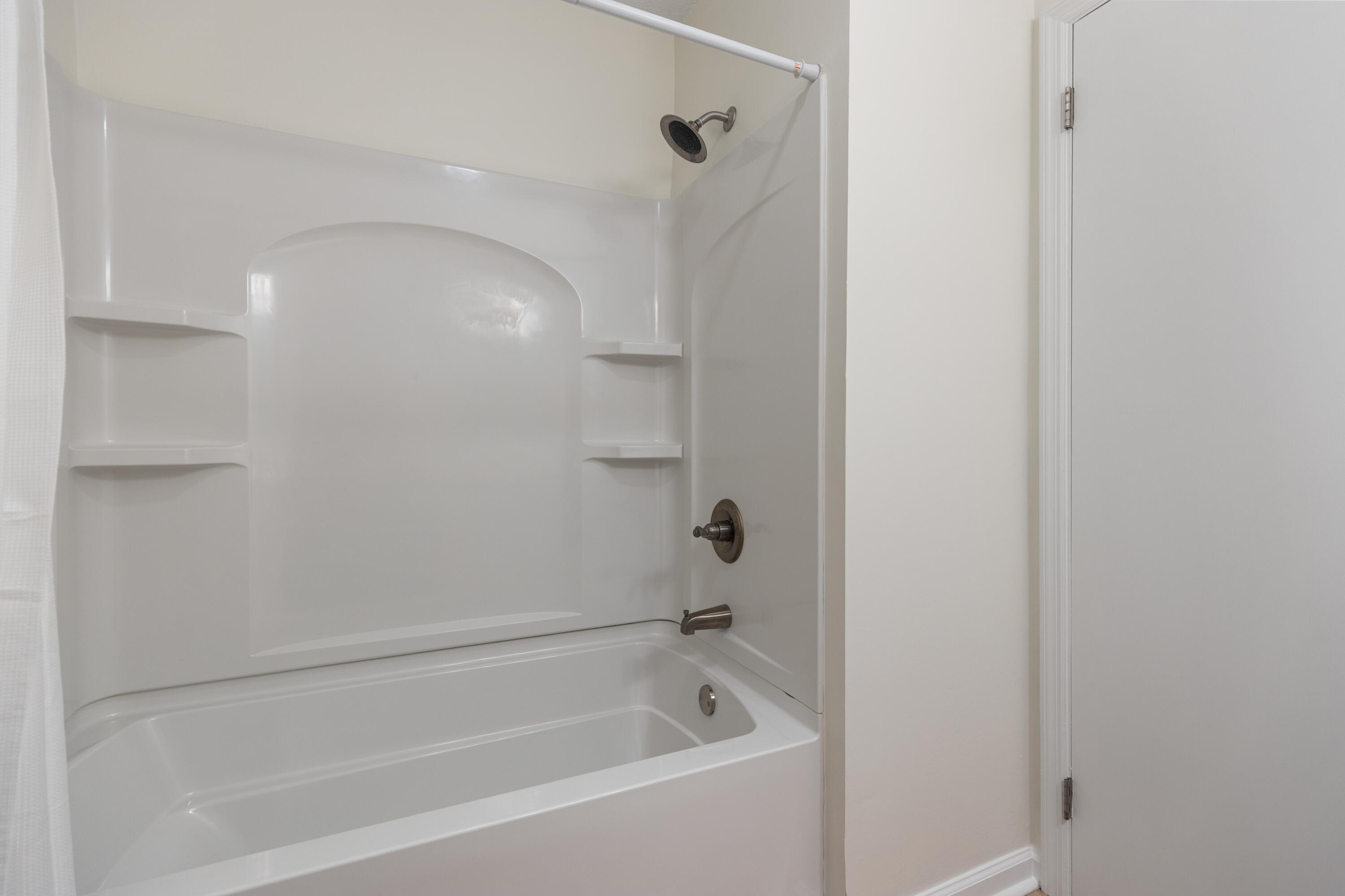 2414 Standifer Gap Road Chattanooga, TN 37421 - Photo 18 of 40 Hall Bathroom