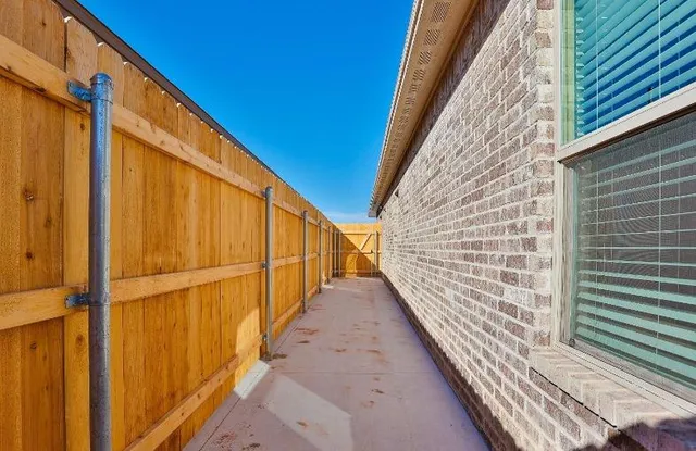 $380,000 | 1221 Preston Trail, Wolfforth, TX 79382