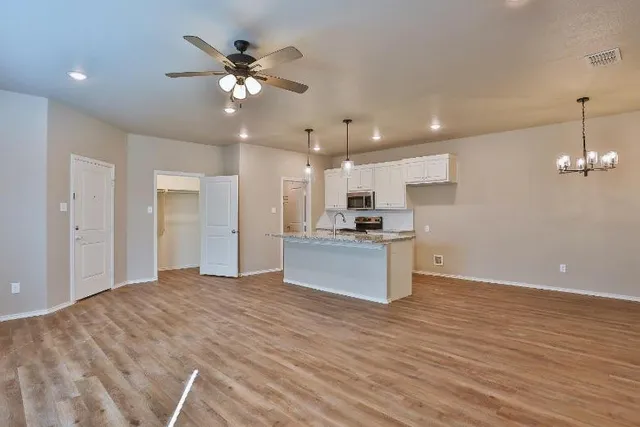 $380,000 | 1221 Preston Trail, Wolfforth, TX 79382