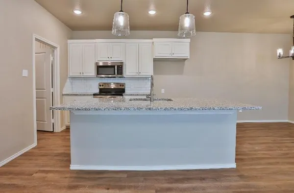 $380,000 | 1221 Preston Trail, Wolfforth, TX 79382
