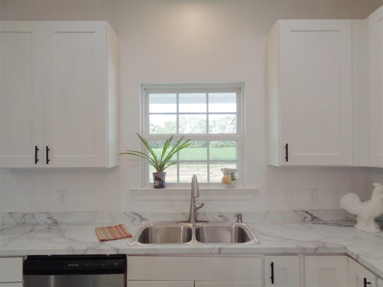 3300 Woods Road Atmore, AL 36502 - Photo 13 of 48