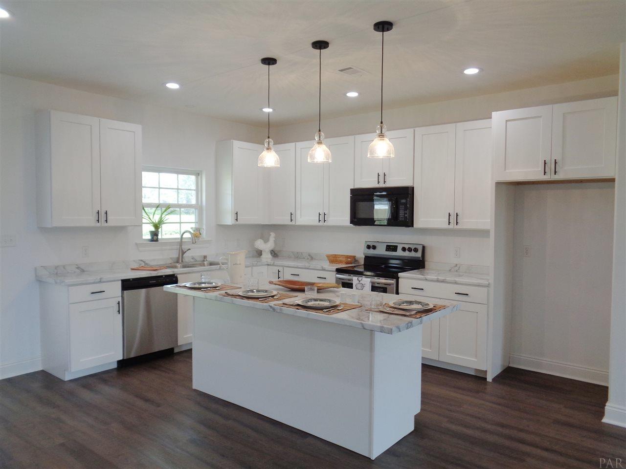3300 Woods Road Atmore, AL 36502 - Photo 7 of 48