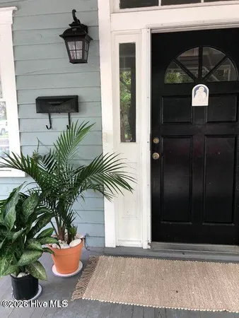 $2,750 | 307 South 6th Street, Wilmington, NC 28401