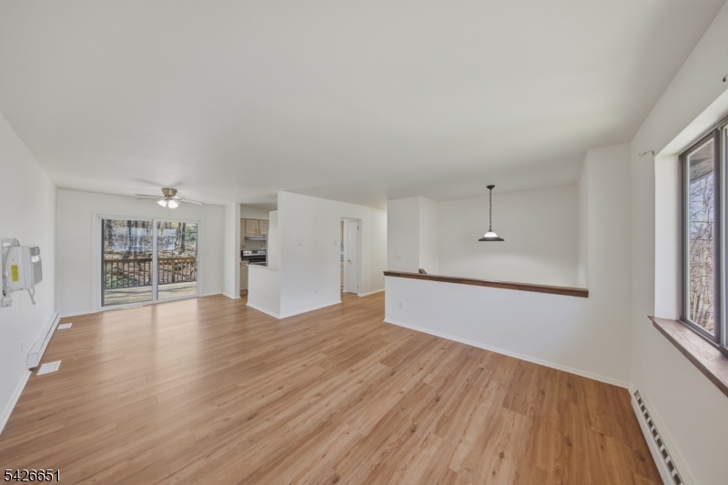 15 Karen Road Vernon, NJ 07422 - Photo 13 of 33