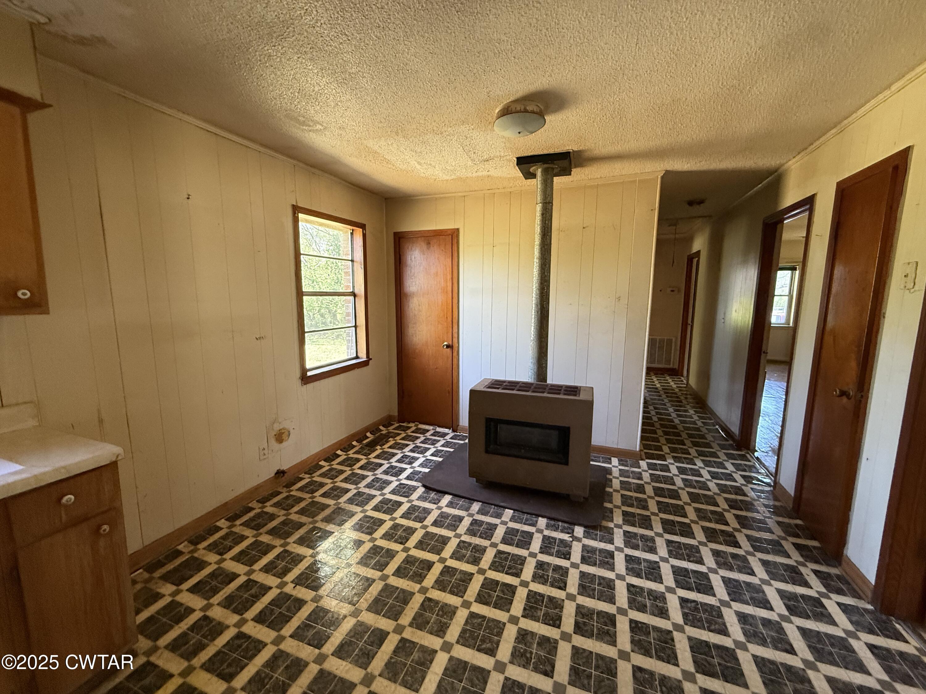 327 Martindale Road Bolivar, TN 38008 - Photo 4 of 9 Kitchen