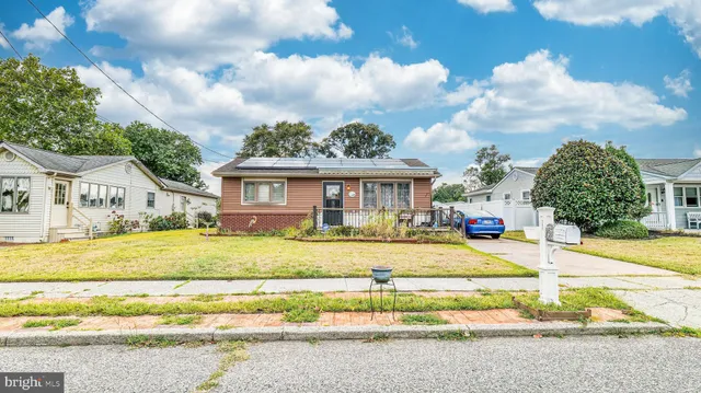 $659,000 | 506 Adriatic Avenue, Cape May, NJ 08204