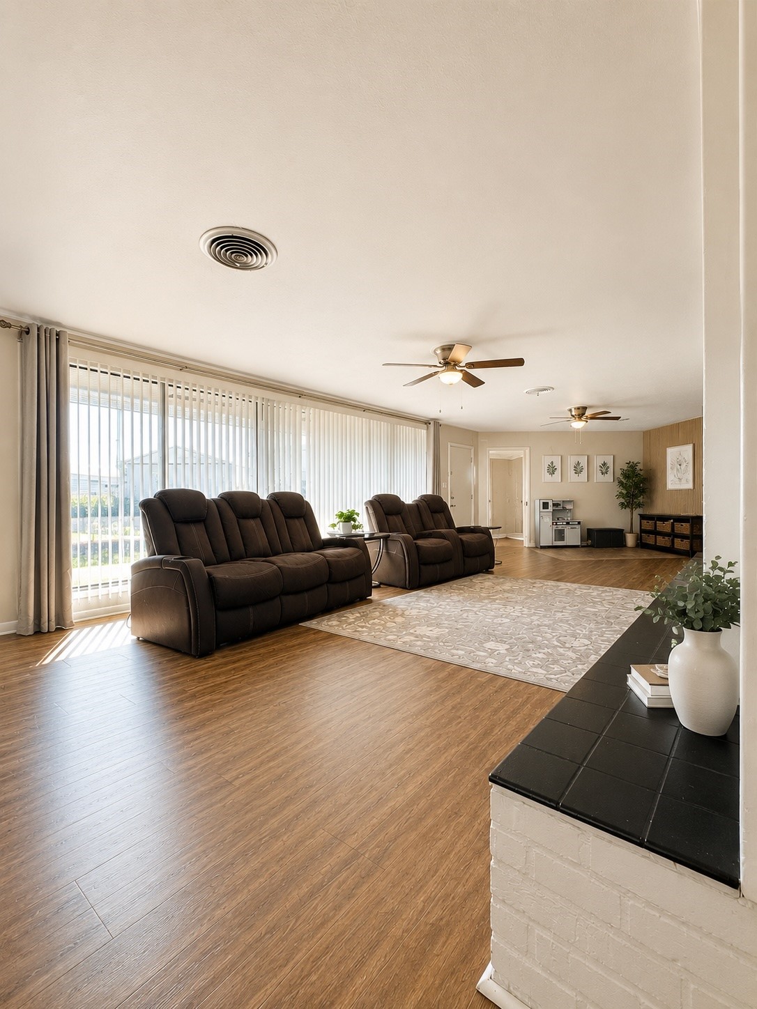 188 Grammar Road Houston, TX 77047 - Photo 2 of 11