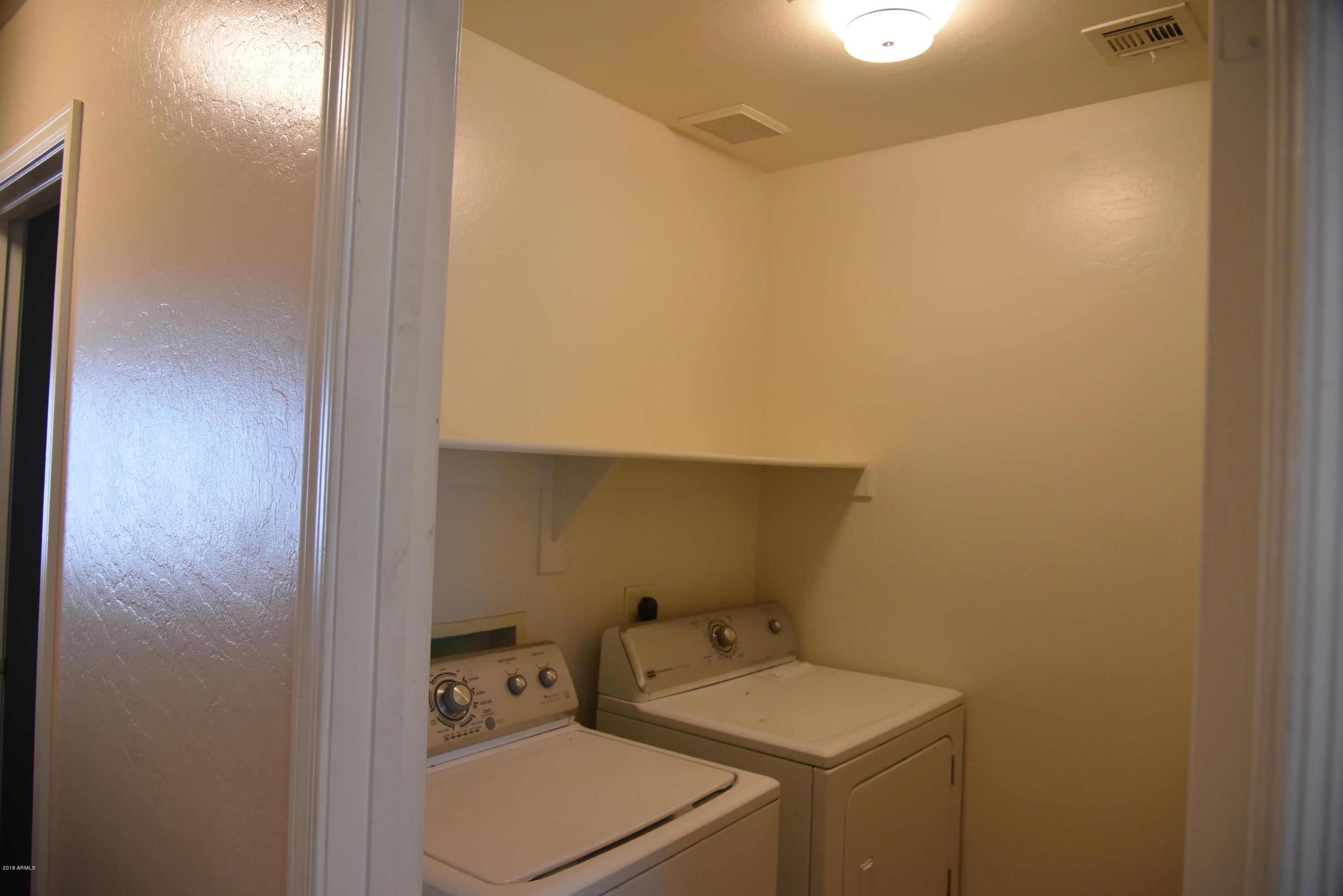 4202 West Carter Road Phoenix, AZ 85041 - Photo 29 of 34 DSC_0407