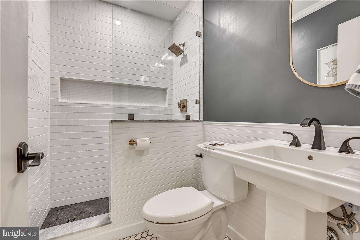 1805 Leadburn Road Baltimore, MD 21204 - Photo 26 of 79 Main level full bathroom