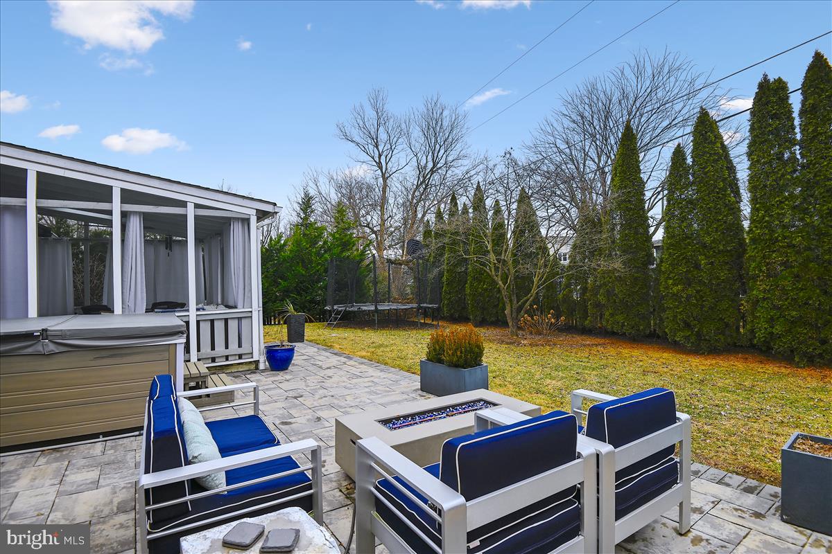 1805 Leadburn Road Baltimore, MD 21204 - Photo 64 of 79 Outdoor patio