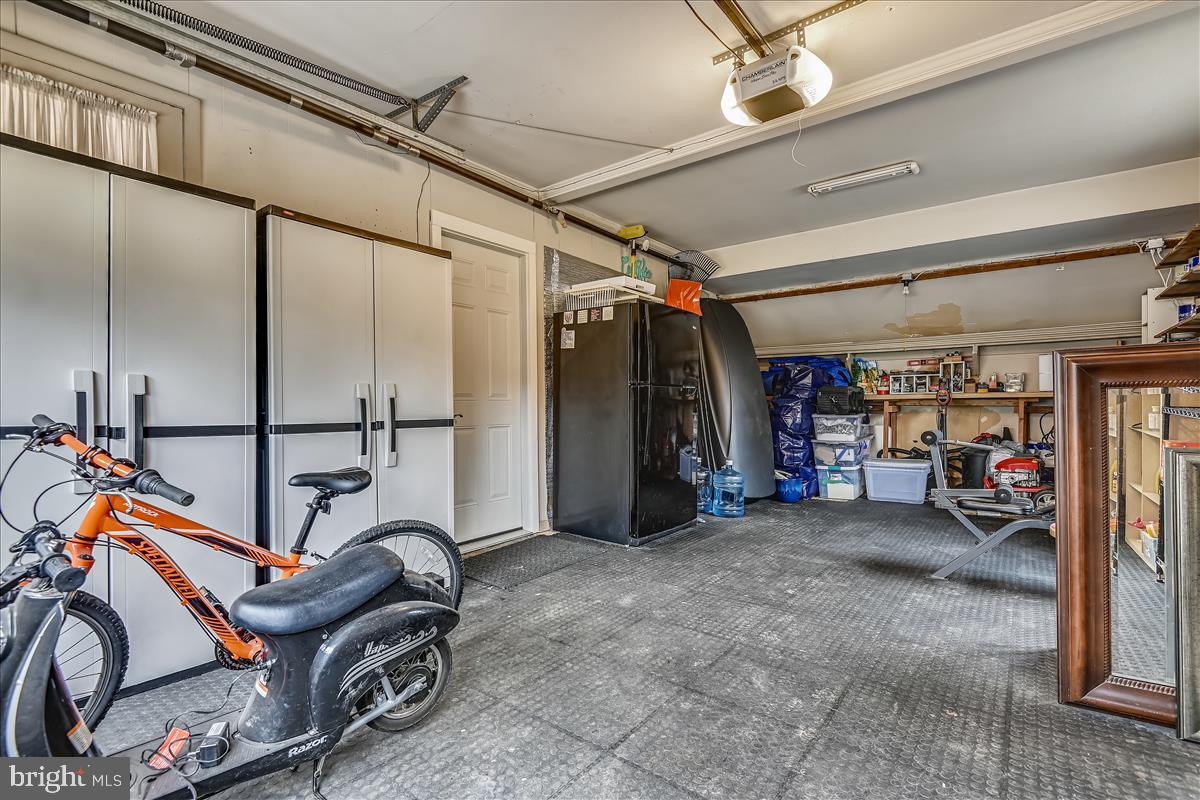 1805 Leadburn Road Baltimore, MD 21204 - Photo 72 of 79 Garage