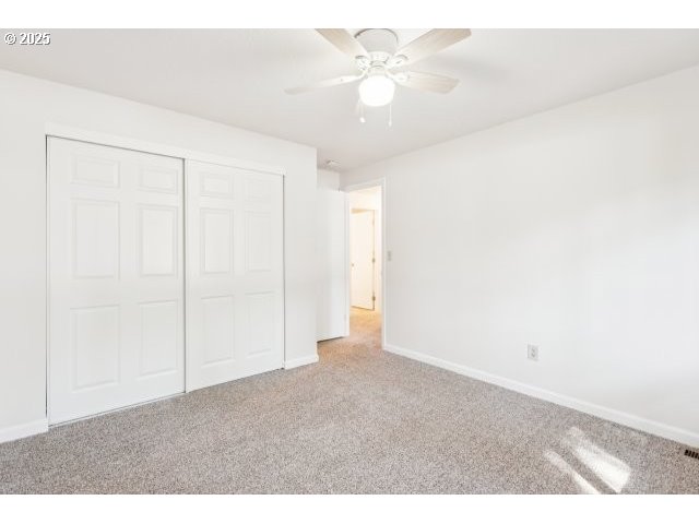 14009 Southeast Foster Road Portland, OR 97236 - Photo 19 of 35 Gallery Image 19