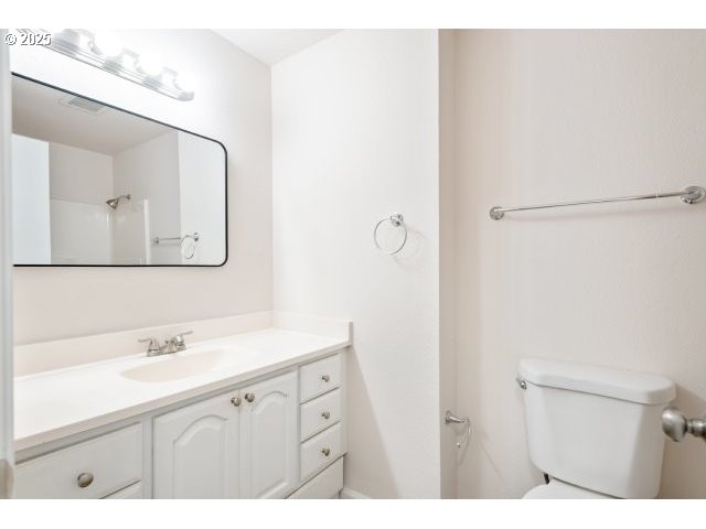 14009 Southeast Foster Road Portland, OR 97236 - Photo 22 of 35 Gallery Image 22