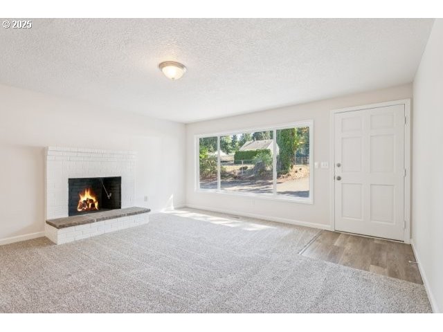 14009 Southeast Foster Road Portland, OR 97236 - Photo 5 of 35 Gallery Image 5