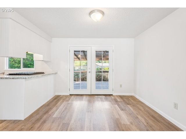 14009 Southeast Foster Road Portland, OR 97236 - Photo 9 of 35 Gallery Image 9