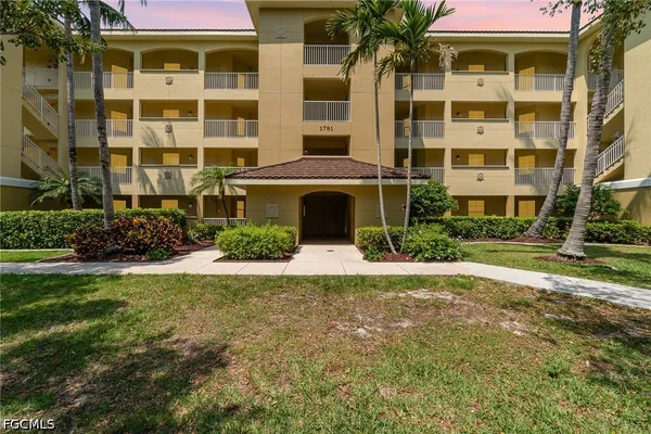 $1,649 | 1781 Four Mile Cove Parkway, Unit 133, Cape Coral, FL 33990