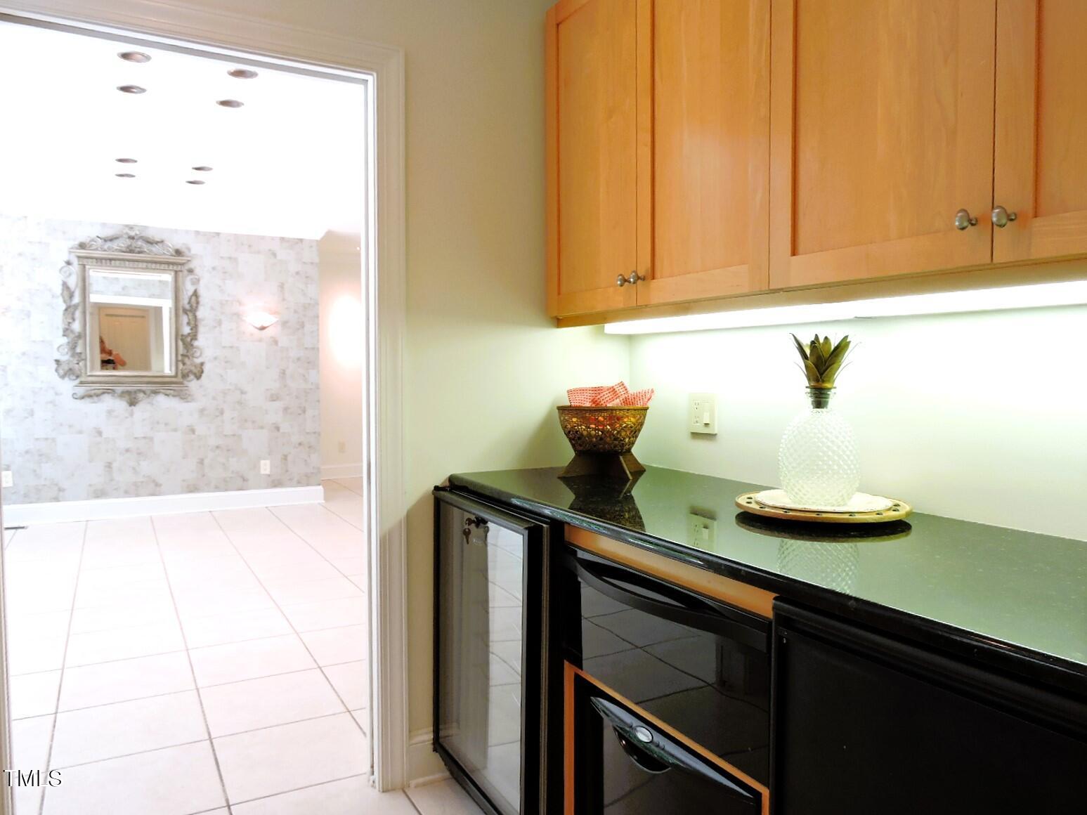 160 Old Salem Road Roxboro, NC 27573 - Photo 14 of 57 Wet Bar 2