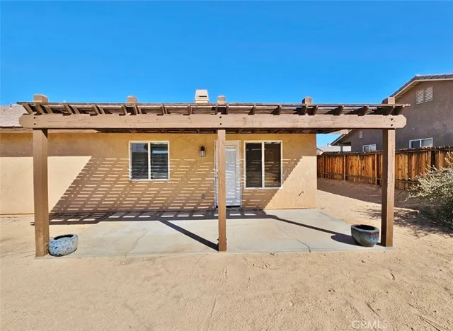 $1,900 | 5170 Split Rock Avenue, Twentynine Palms, CA 92277