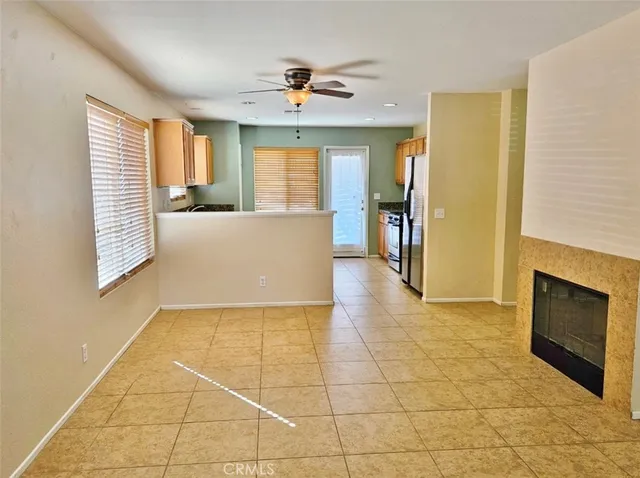 $1,900 | 5170 Split Rock Avenue, Twentynine Palms, CA 92277