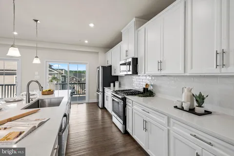 $549,900 | 10837 Beckenham Street, Middle River, MD 21220