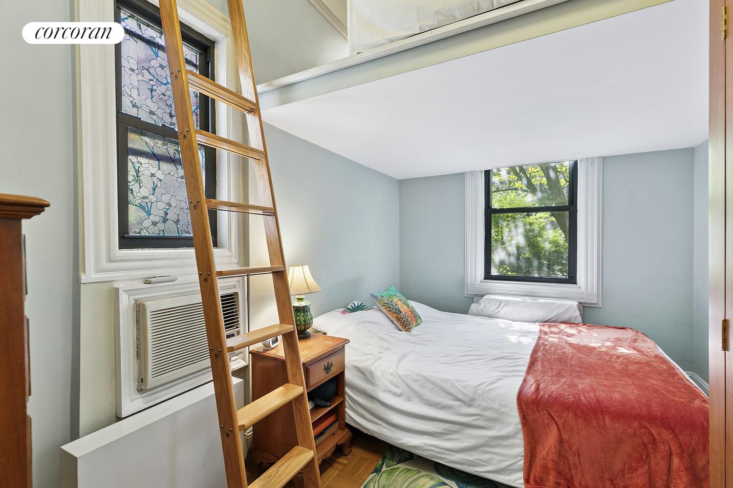 324 West 88th Street, Unit 1B Manhattan, NY 10024 - Photo 6 of 15