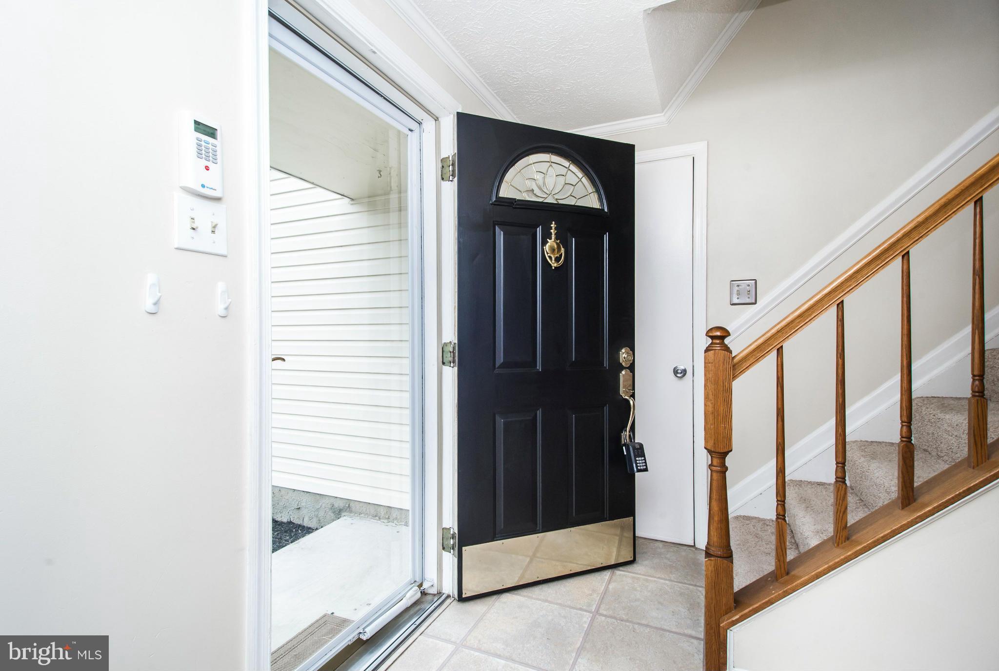 115 Old Maple Court Baltimore, MD 21221 - Photo 2 of 30 Interior (General)