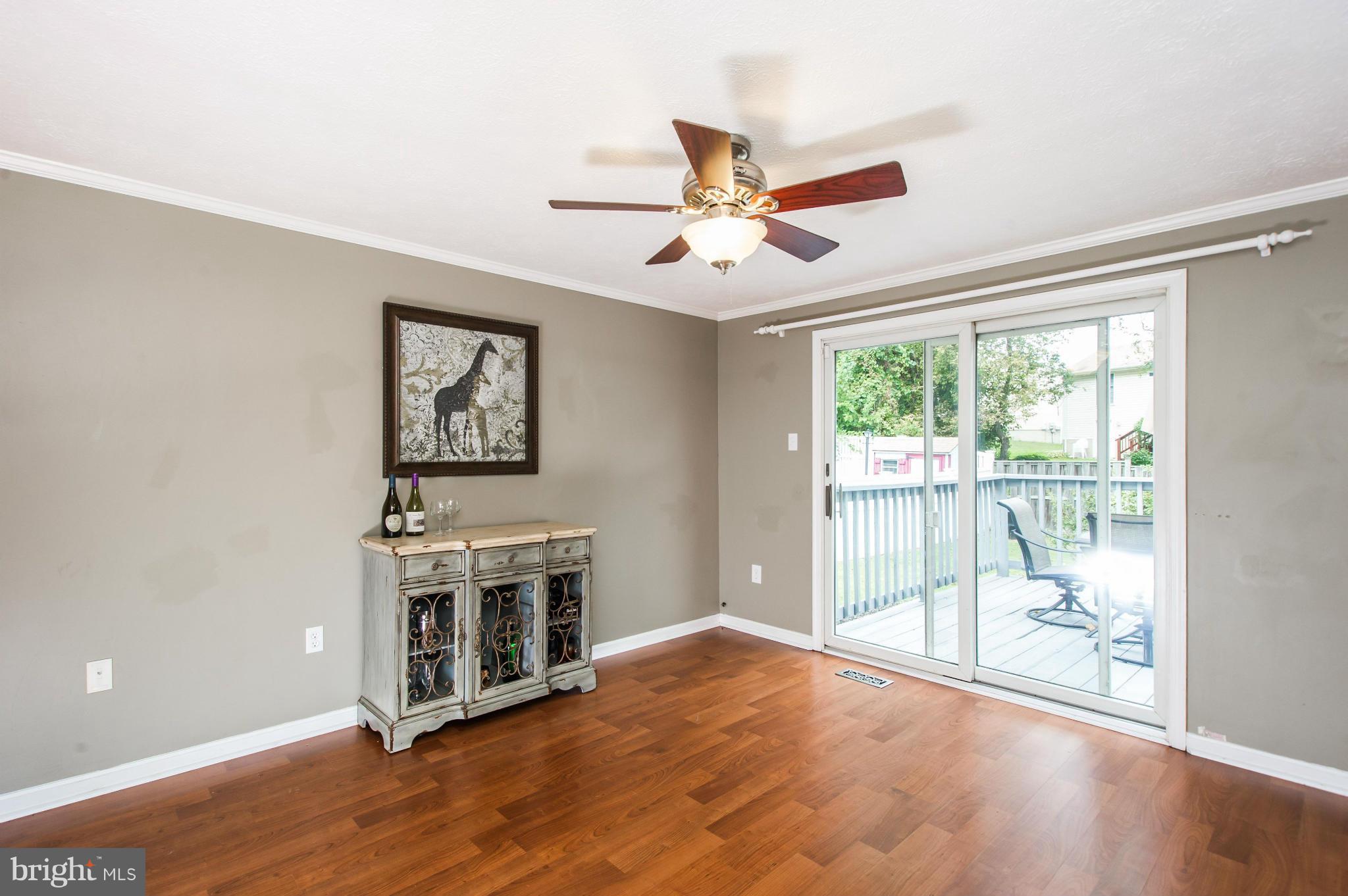115 Old Maple Court Baltimore, MD 21221 - Photo 11 of 30 Family Room