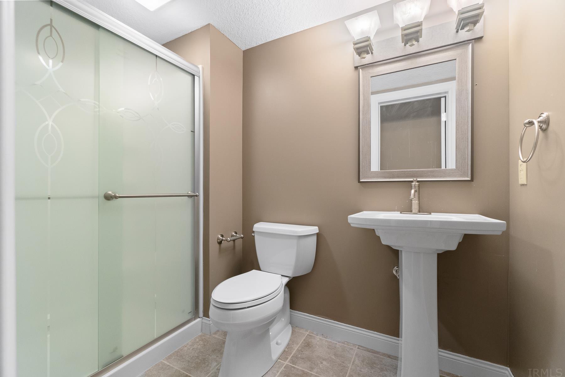 14031 Raynham Road Fort Wayne, IN 46814 - Photo 32 of 36 Gallery Image 32