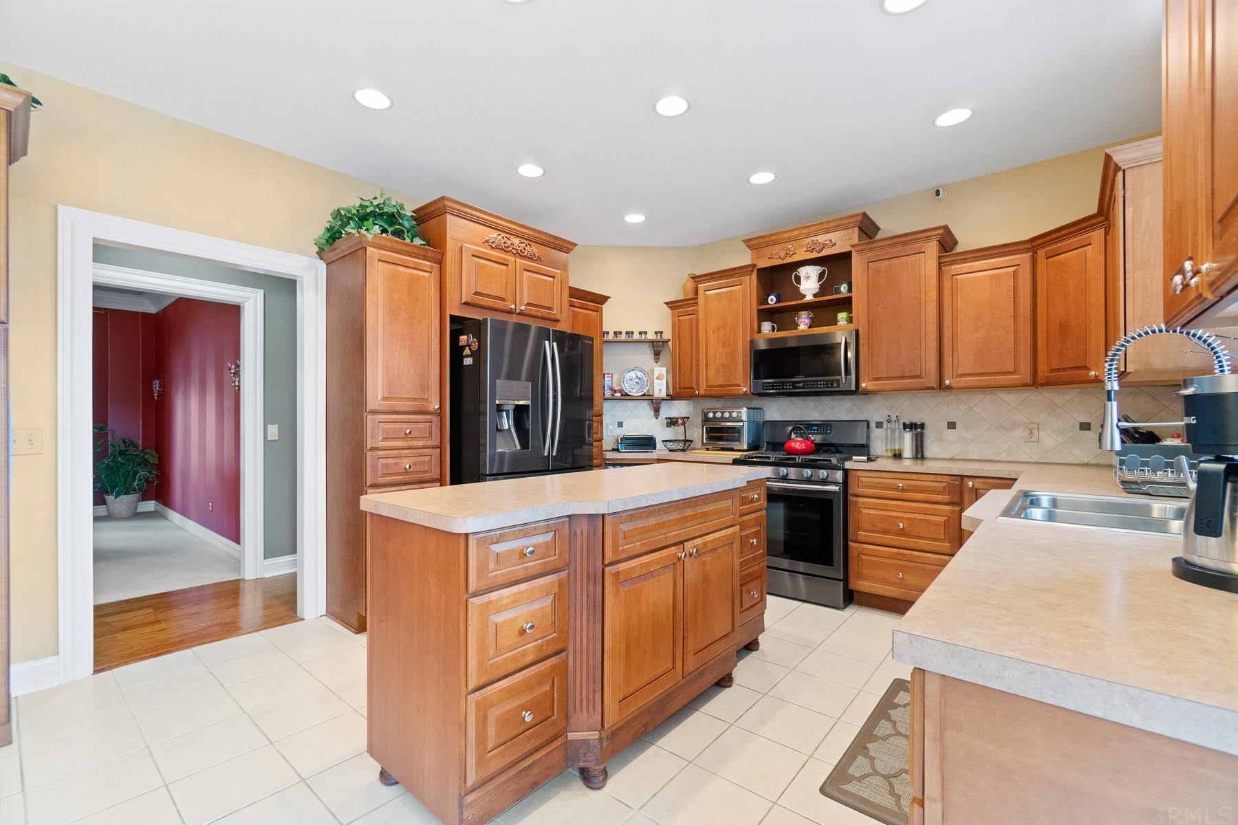 14031 Raynham Road Fort Wayne, IN 46814 - Photo 8 of 36 Gallery Image 8