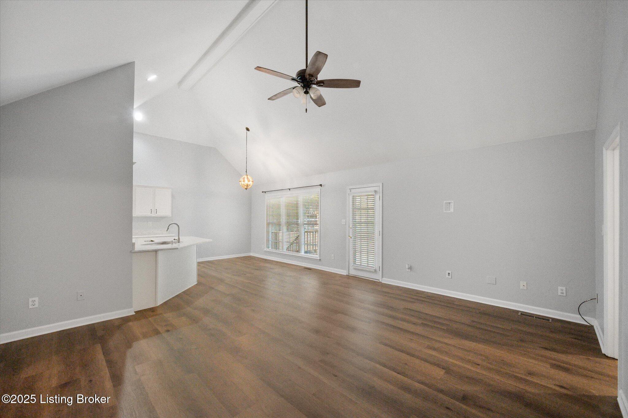 7307 Spring Run Drive Louisville, KY 40291 - Photo 11 of 47 02-7307 Spring Run Dr-0009