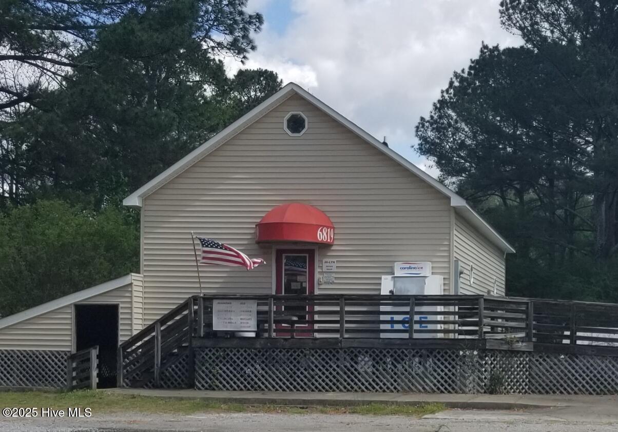 184 Poker House Road Grimesland, NC 27837 - Photo 6 of 26 Grimesland Bait and Tackle Shop.